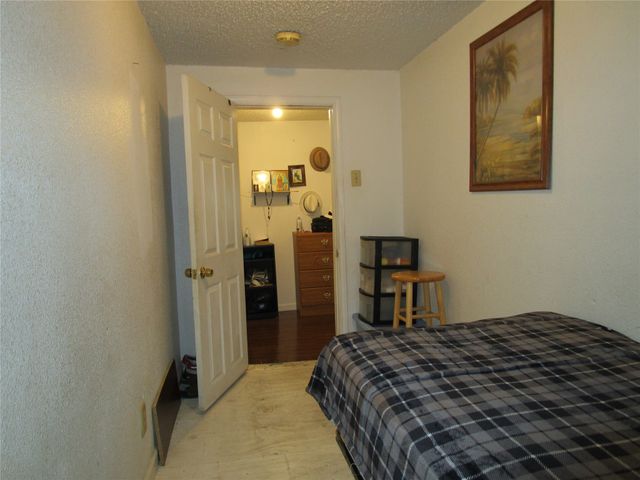 3718 N Westmoreland Road, Dallas, TX 75212