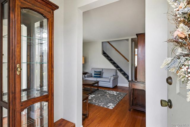 257 Jefferson Street, Franklin Square, NY 11010