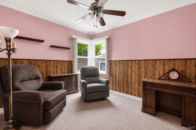257 Jefferson Street, Franklin Square, NY 11010