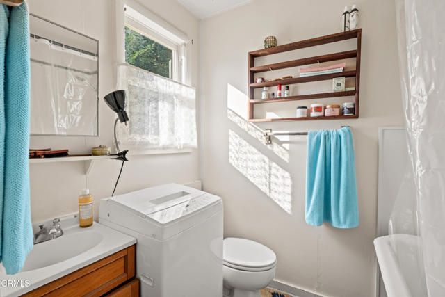 10250 Nichols Lane, Mendocino, CA 95460