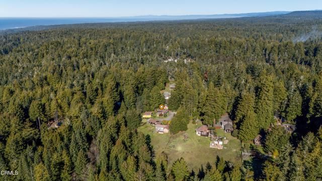 10250 Nichols Lane, Mendocino, CA 95460
