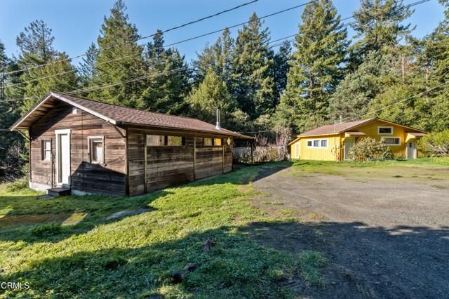 10250 Nichols Lane, Mendocino, CA 95460