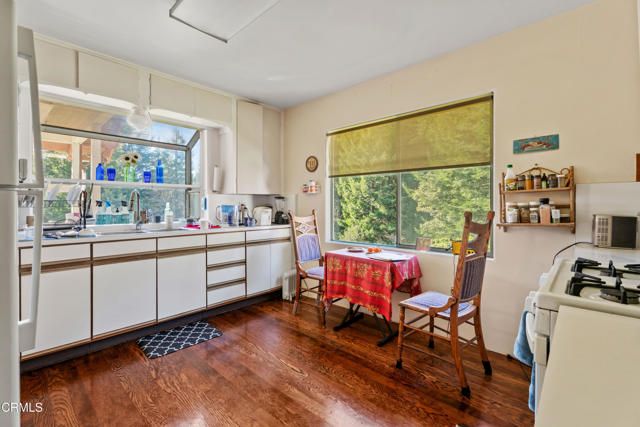 10250 Nichols Lane, Mendocino, CA 95460