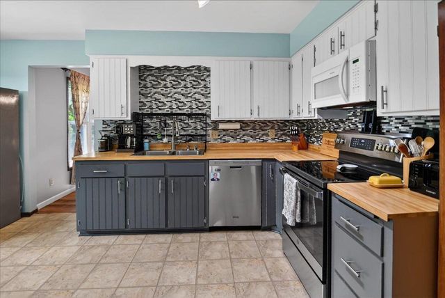 3795 Sunhill Drive, Madison, WI 53718