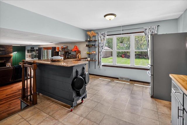3795 Sunhill Drive, Madison, WI 53718