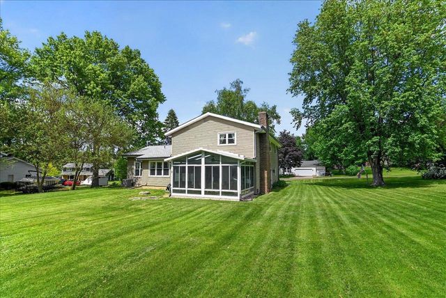 3795 Sunhill Drive, Madison, WI 53718
