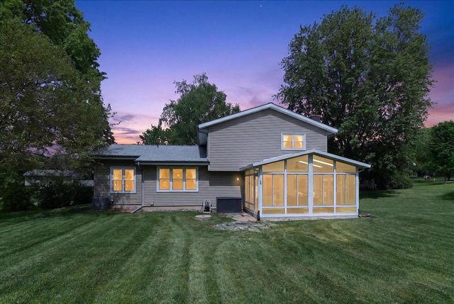 3795 Sunhill Drive, Madison, WI 53718