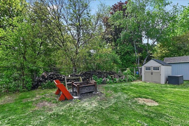 3795 Sunhill Drive, Madison, WI 53718