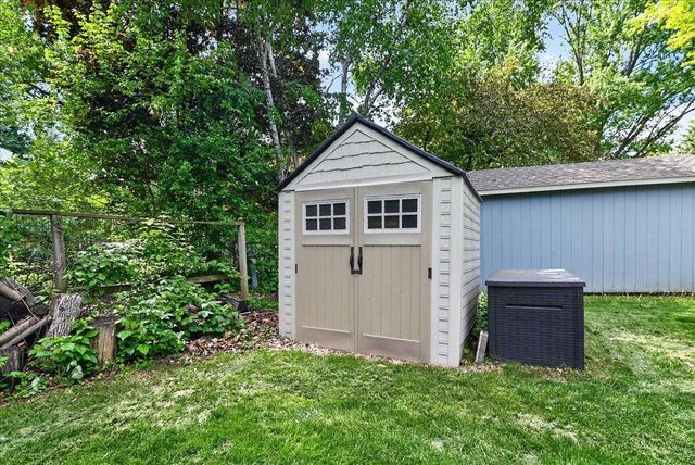 3795 Sunhill Drive, Madison, WI 53718