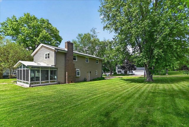 3795 Sunhill Drive, Madison, WI 53718