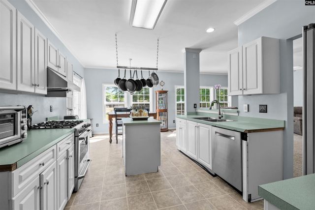 1109 Saluda Chase Way, West Columbia, SC 29169