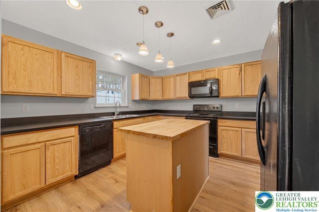 135 Harvest Way, Tunkhannock Twp, PA 18334