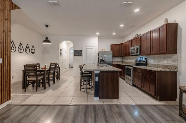 3327 PLEASANT WILLOW COURT, Brandon, FL 33511