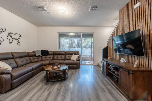 3327 PLEASANT WILLOW COURT, Brandon, FL 33511