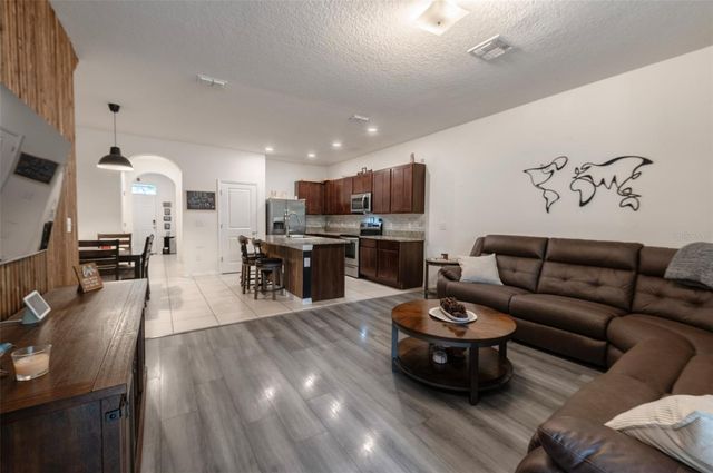 3327 PLEASANT WILLOW COURT, Brandon, FL 33511