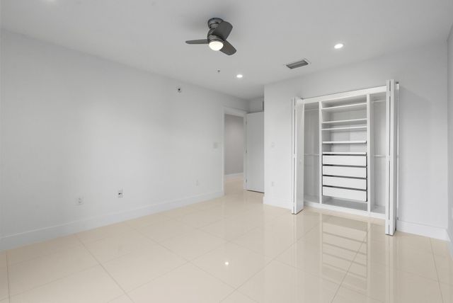 180 SE 4TH Terrace, Pompano Beach, FL 33060