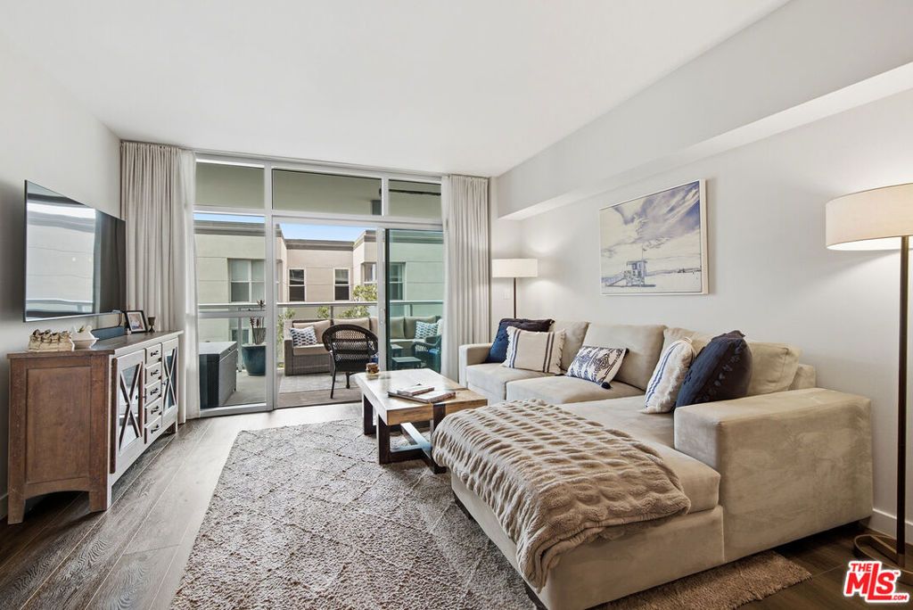 13700 MARINA POINTE Drive 519, Marina Del Rey, CA 90292 — photo 3
