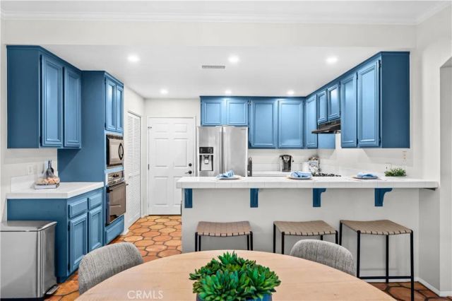 208 Calabria Court, Costa Mesa, CA 92627