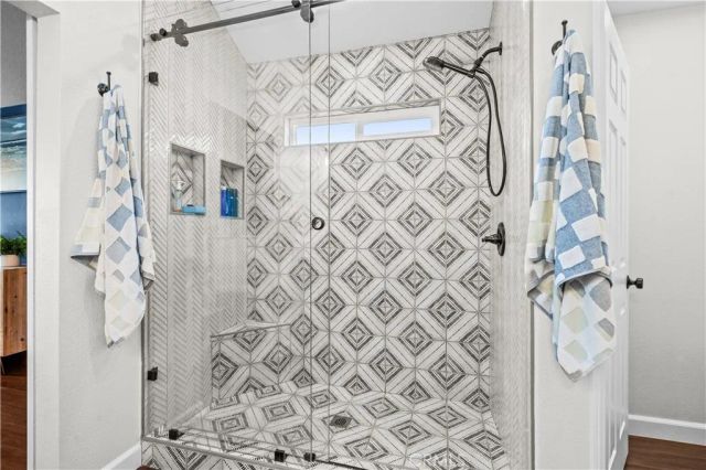 208 Calabria Court, Costa Mesa, CA 92627