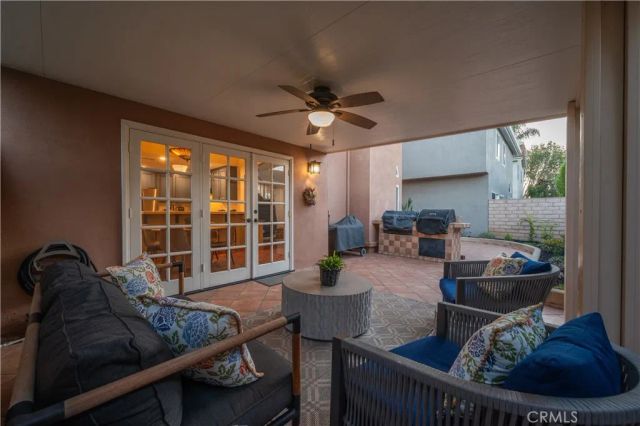 208 Calabria Court, Costa Mesa, CA 92627