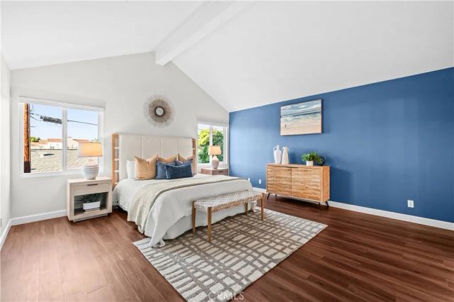 208 Calabria Court, Costa Mesa, CA 92627