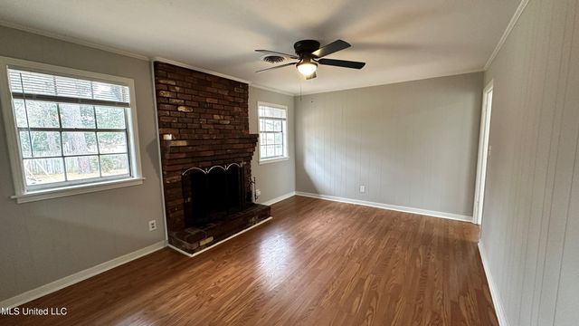 5849 Medallion Drive, Jackson, MS 39211
