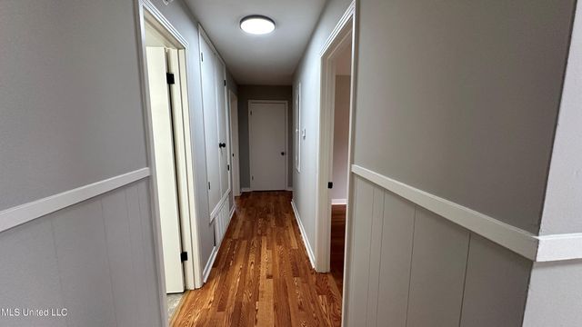5849 Medallion Drive, Jackson, MS 39211