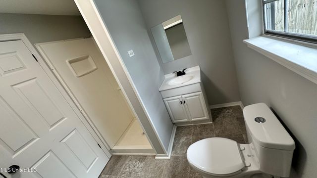 5849 Medallion Drive, Jackson, MS 39211