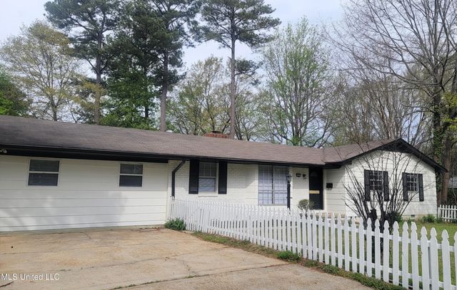 5849 Medallion Drive, Jackson, MS 39211