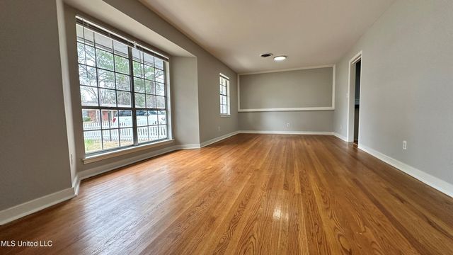 5849 Medallion Drive, Jackson, MS 39211