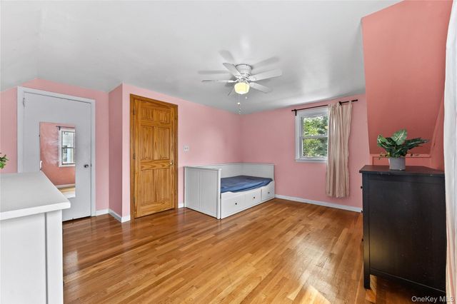 110 Briarcliff Road, Westbury, NY 11590