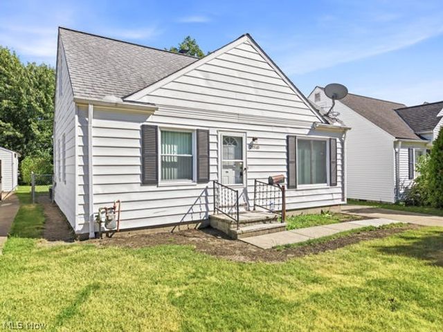 29940 Phillips Avenue, Wickliffe, OH 44092