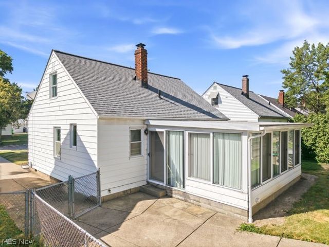 29940 Phillips Avenue, Wickliffe, OH 44092