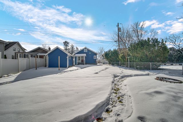 90 Franklin Court, La Porte, IN 46350