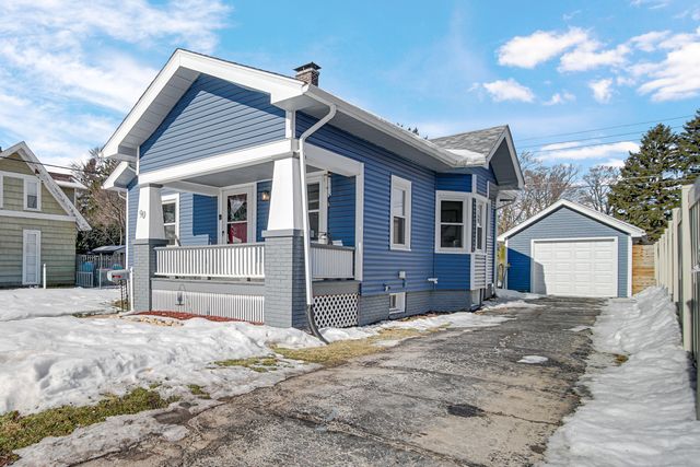 90 Franklin Court, La Porte, IN 46350