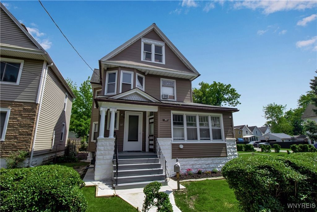 87 Burch Avenue, West Seneca, NY 14210