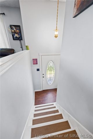 1312 Blackwood Court, Jeffersonville, IN 47130