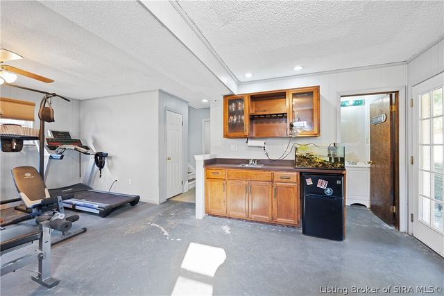 1312 Blackwood Court, Jeffersonville, IN 47130