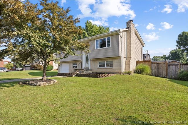1312 Blackwood Court, Jeffersonville, IN 47130