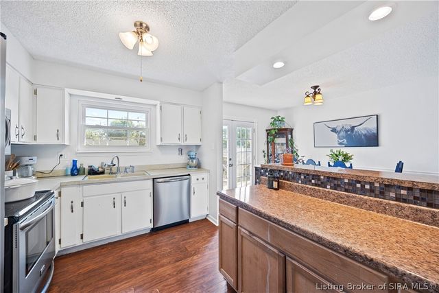 1312 Blackwood Court, Jeffersonville, IN 47130