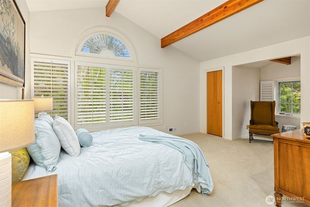 4331 Rhodes End NE, Bainbridge Island, WA 98110