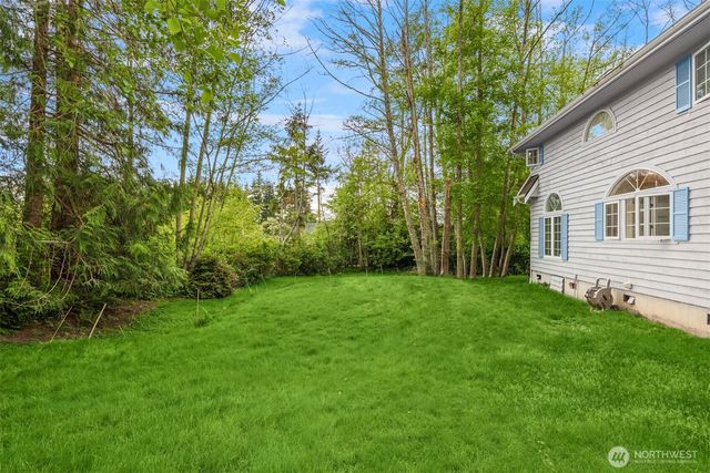 4331 Rhodes End NE, Bainbridge Island, WA 98110