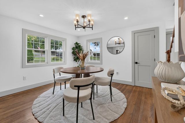 8 Bartlett St, Peabody, MA 01960
