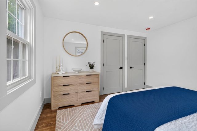 8 Bartlett St, Peabody, MA 01960