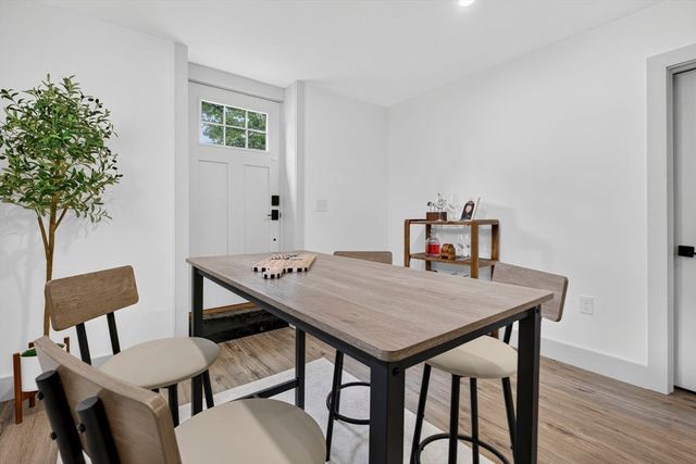 8 Bartlett St, Peabody, MA 01960