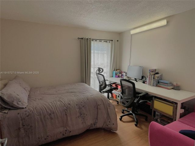 6904 N Kendall Dr F408, Pinecrest, FL 33156