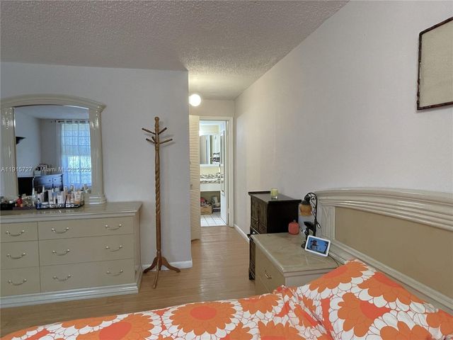 6904 N Kendall Dr F408, Pinecrest, FL 33156