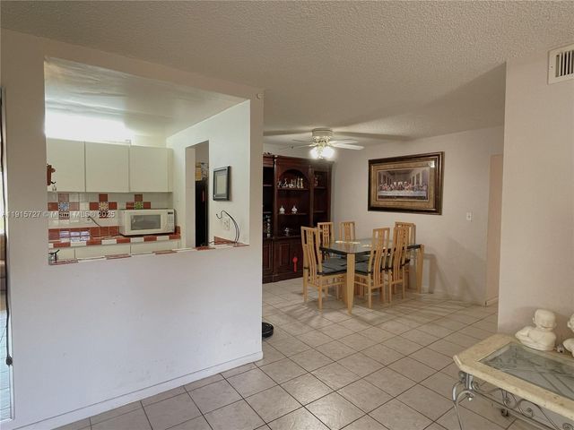 6904 N Kendall Dr F408, Pinecrest, FL 33156