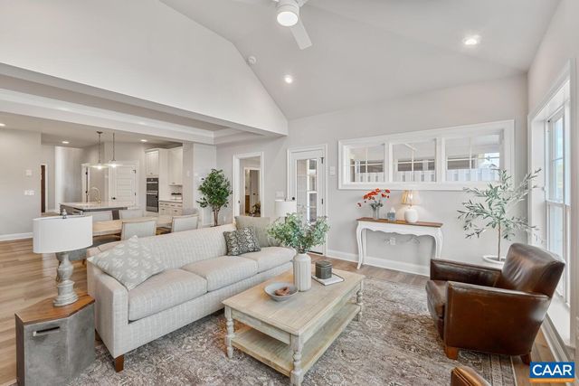 2010 LARKIN LN, Crozet, VA 22932