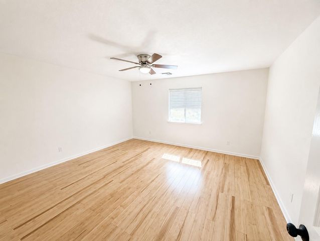 1918 Rustic Oak Lane, Richmond, TX 77469